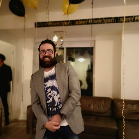 Meet your Posher, Larry - Picture 1 of 1